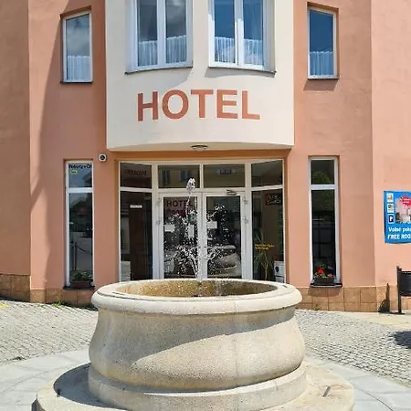 Pangea Hotel 3*