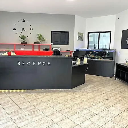 Pangea 3* Telč